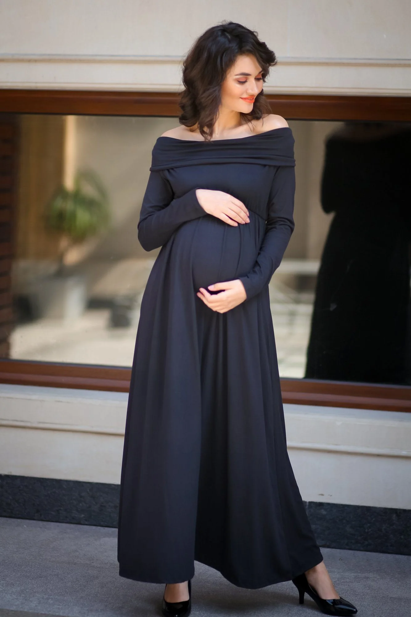 Exquisite Black Cowl Neck Off-shoulder Lycra Maternity Maxi Dress - Chenance