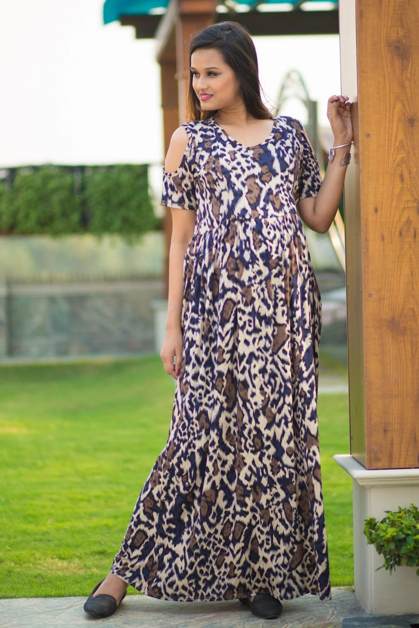 Printed Lycra Concealed Zip Cold Shoulder Nursing Dress - Chenance