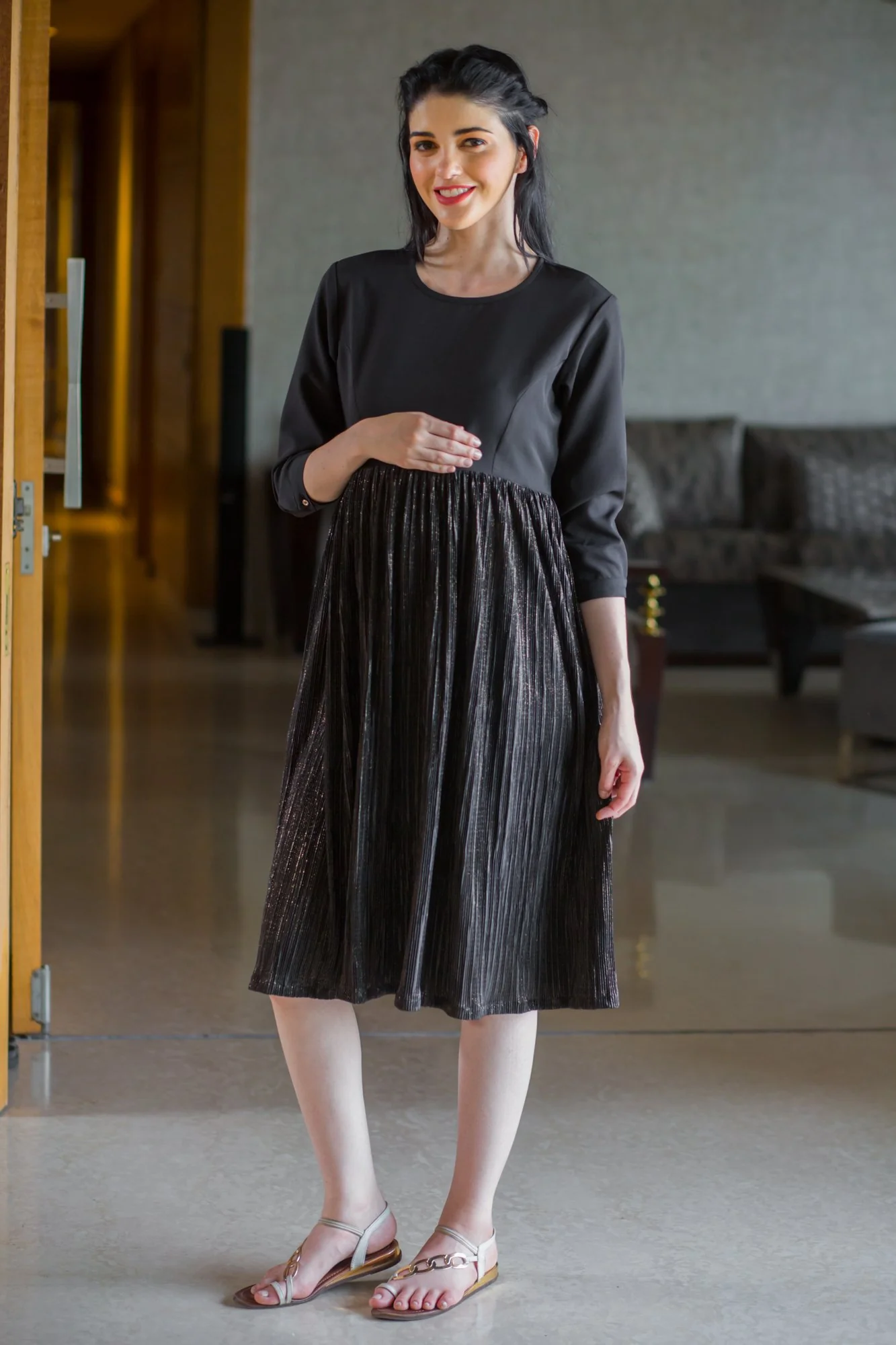 Stylish Black Shimmer Maternity Dress - Chenance