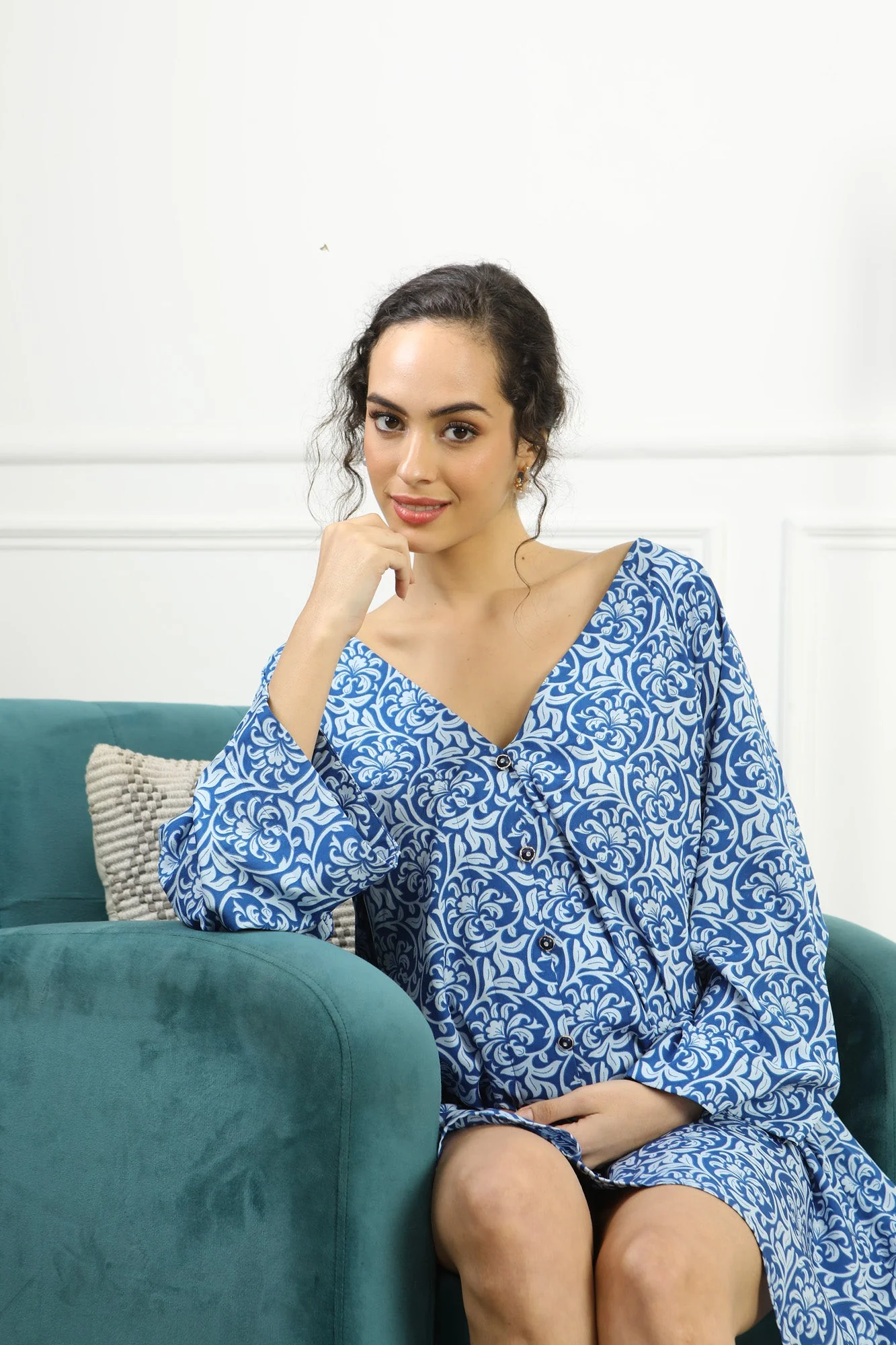 Breezy Intricate Blue Floral Maternity Knee Dress - Chenance