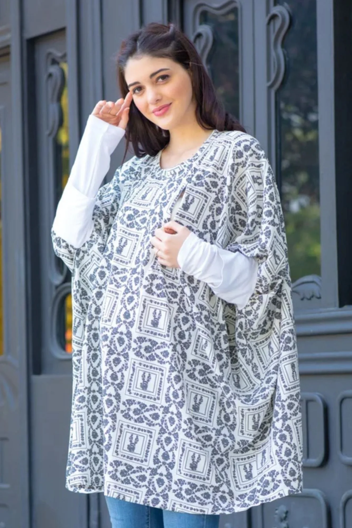 Geometrical Crepe Maternity Kaftan Top - Chenance