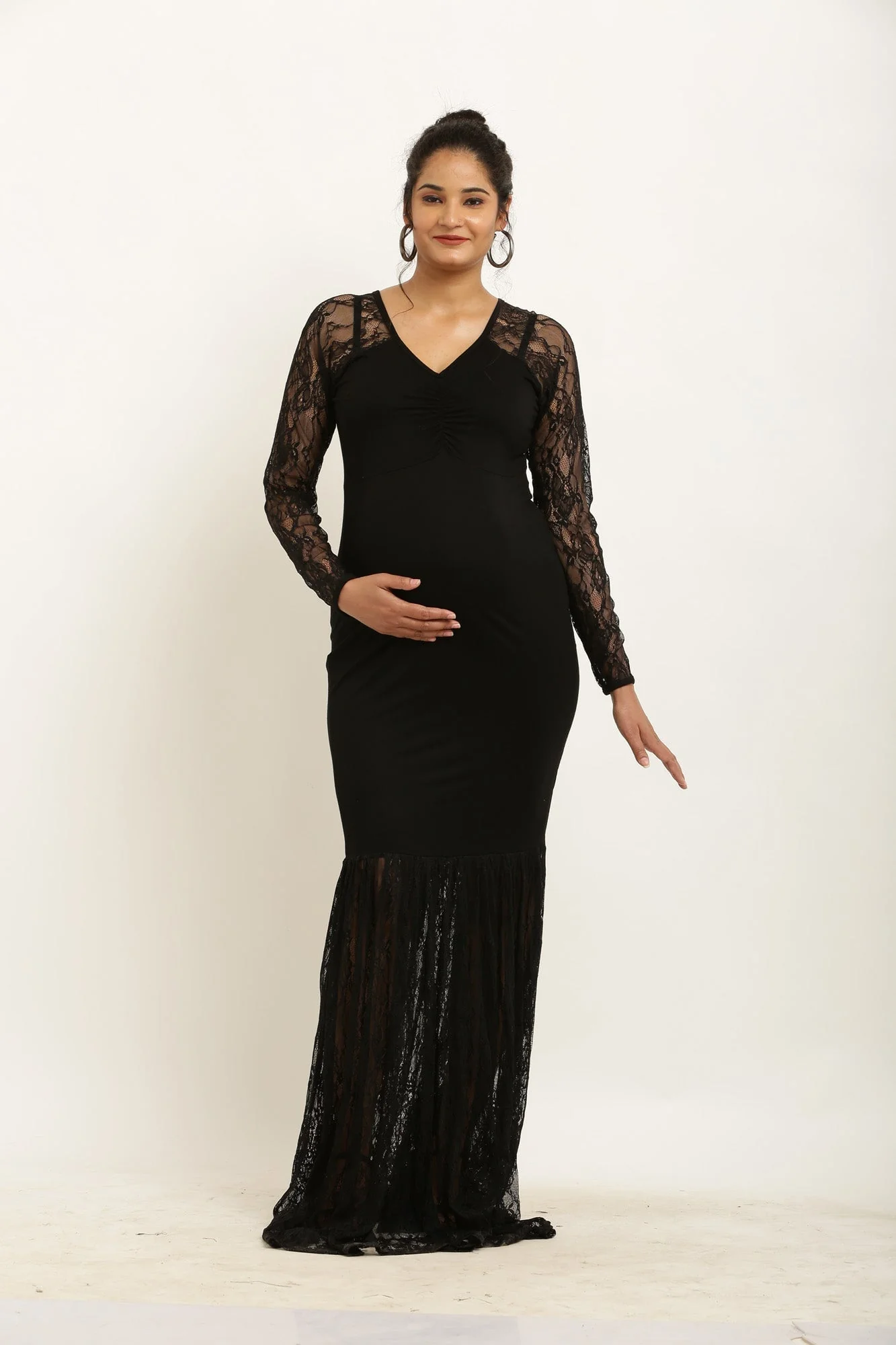 Exclusive Black Elegant Embroidered Lace Maternity Photoshoot Gown - Chenance