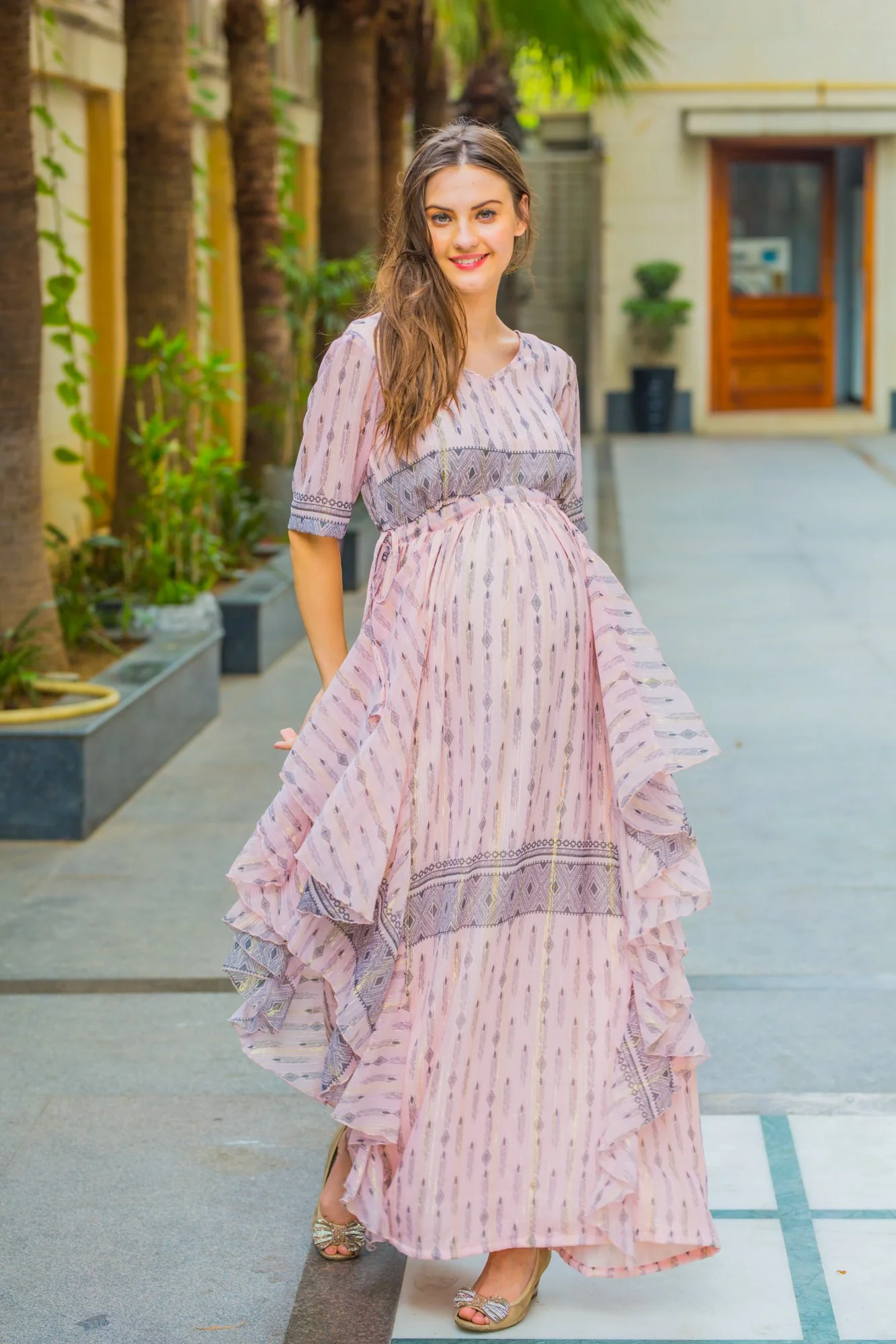 Victoria Flowy Maternity Dress With Sleeves - Chenance