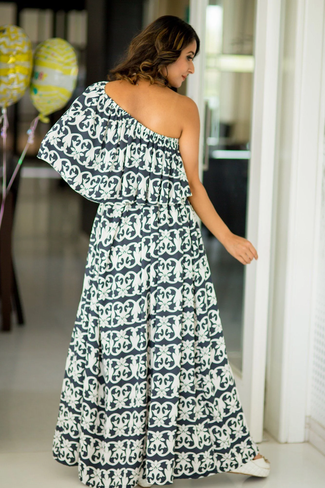 Baroque Print One Shoulder Maternity Maxi Dress - Chenance