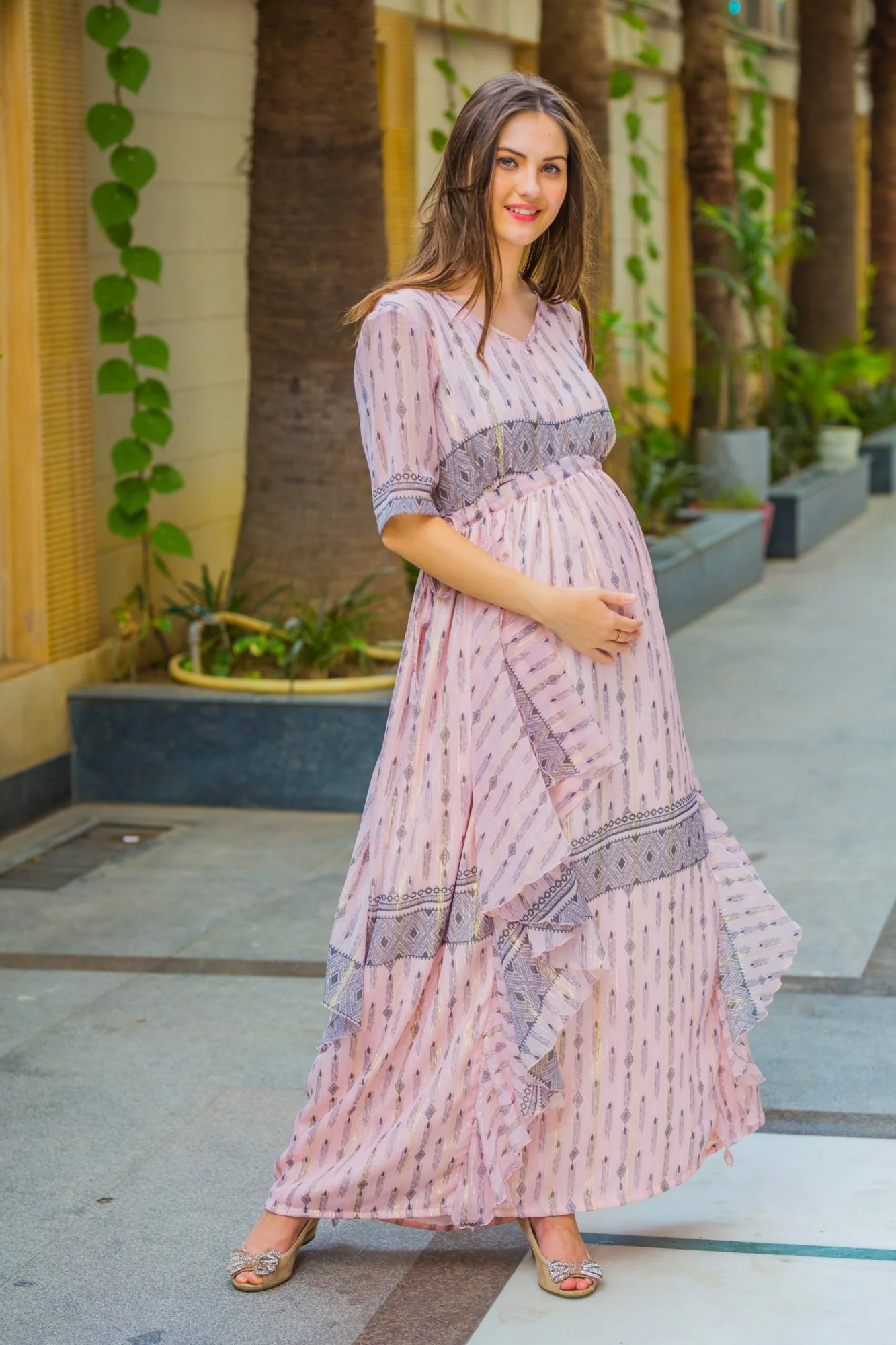 Victoria Flowy Maternity Dress With Sleeves - Chenance