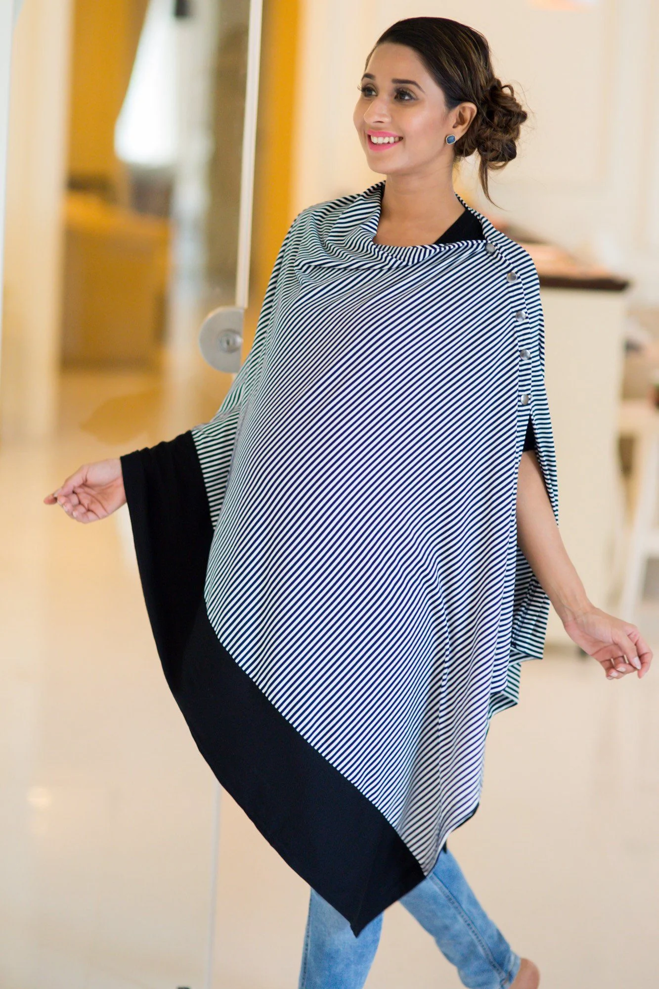 Black & White Striped Versatile Nursing Stole - Chenance