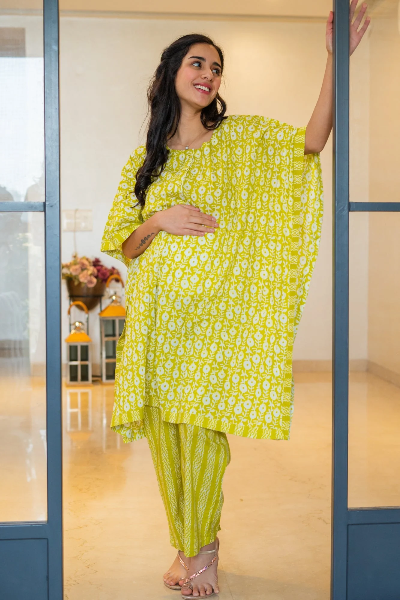 Beautiful Lime Green Maternity & Nursing Kaftan Coord Set (100% Cotton) (2 pc) - Chenance