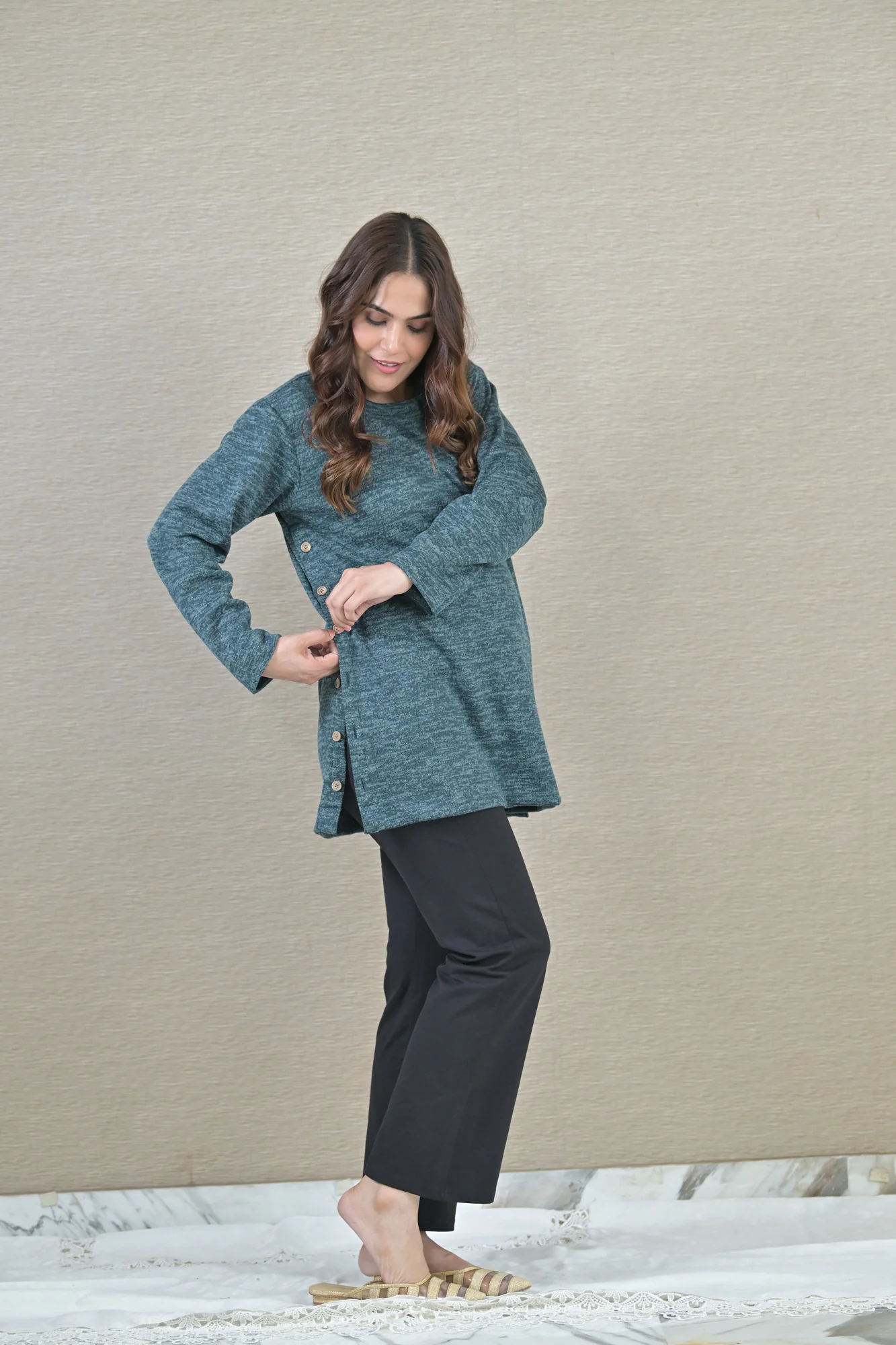 Arabian Green Maternity & Nursing Side-Slit Winter Sweater Top - Chenance