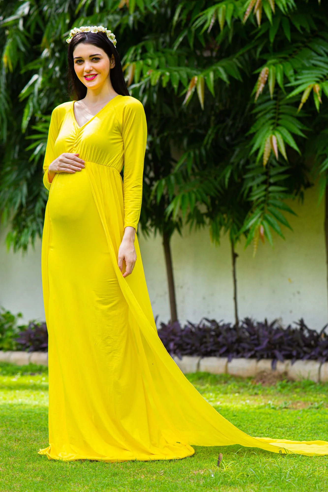 Sunny Yellow Trail Maternity Photoshoot Gown - Chenance
