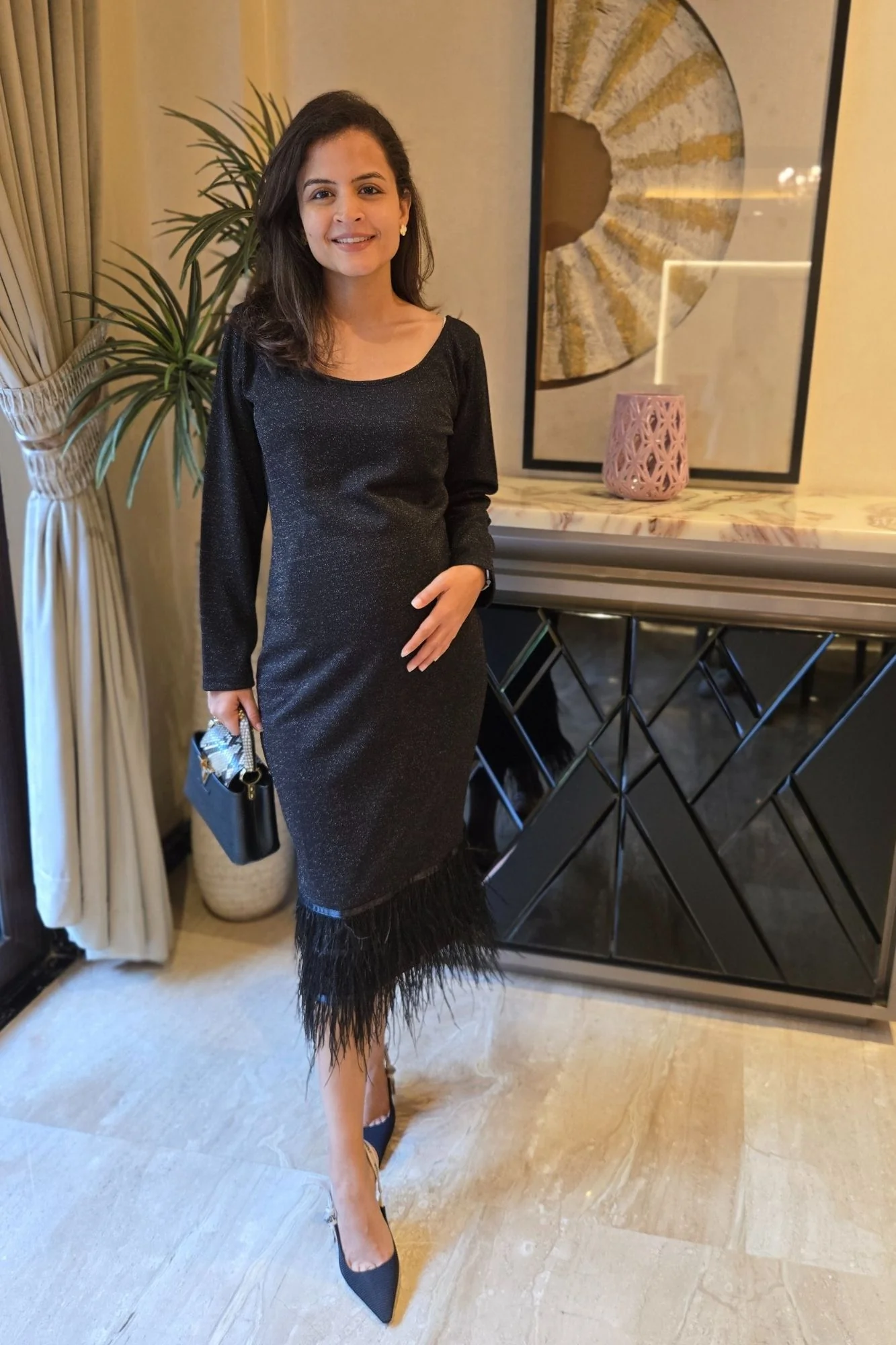 Sleek Black Maternity Bodycon Dress - Chenance