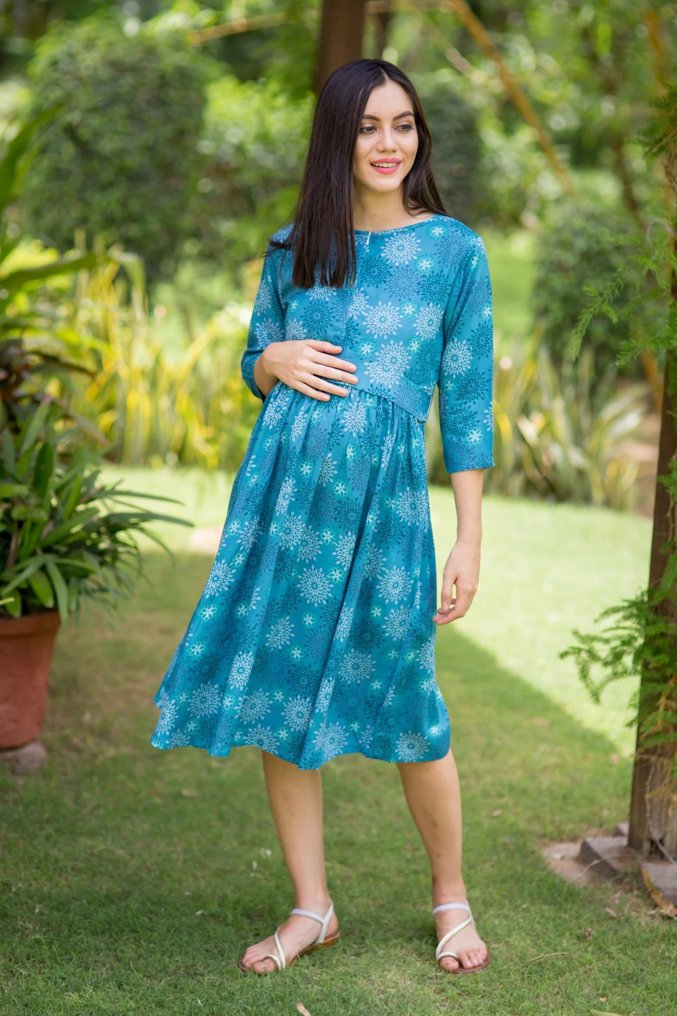 Emerald Shaded Nursing Front Zip Dress - Chenance