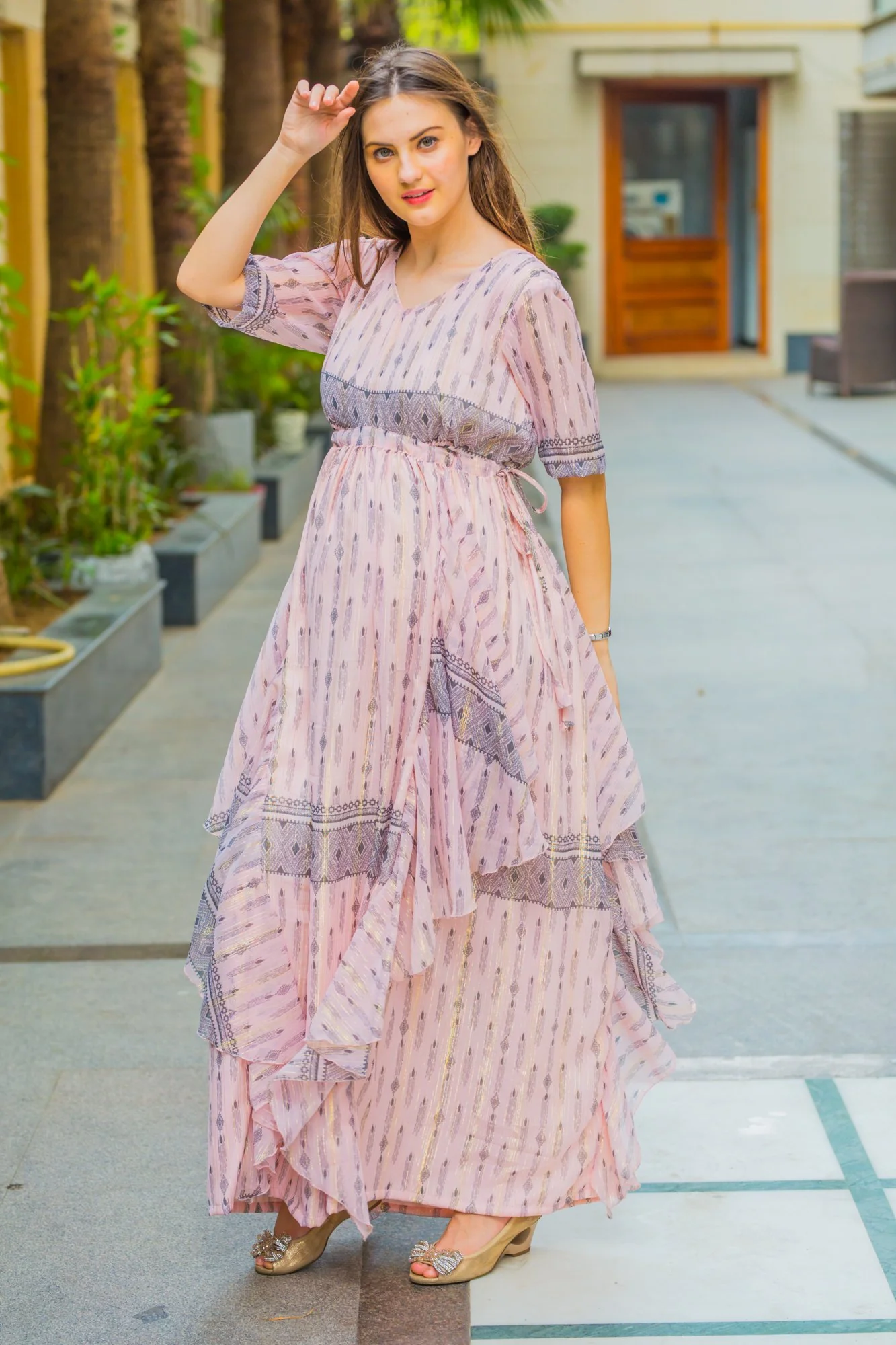 Victoria Flowy Maternity Dress With Sleeves - Chenance