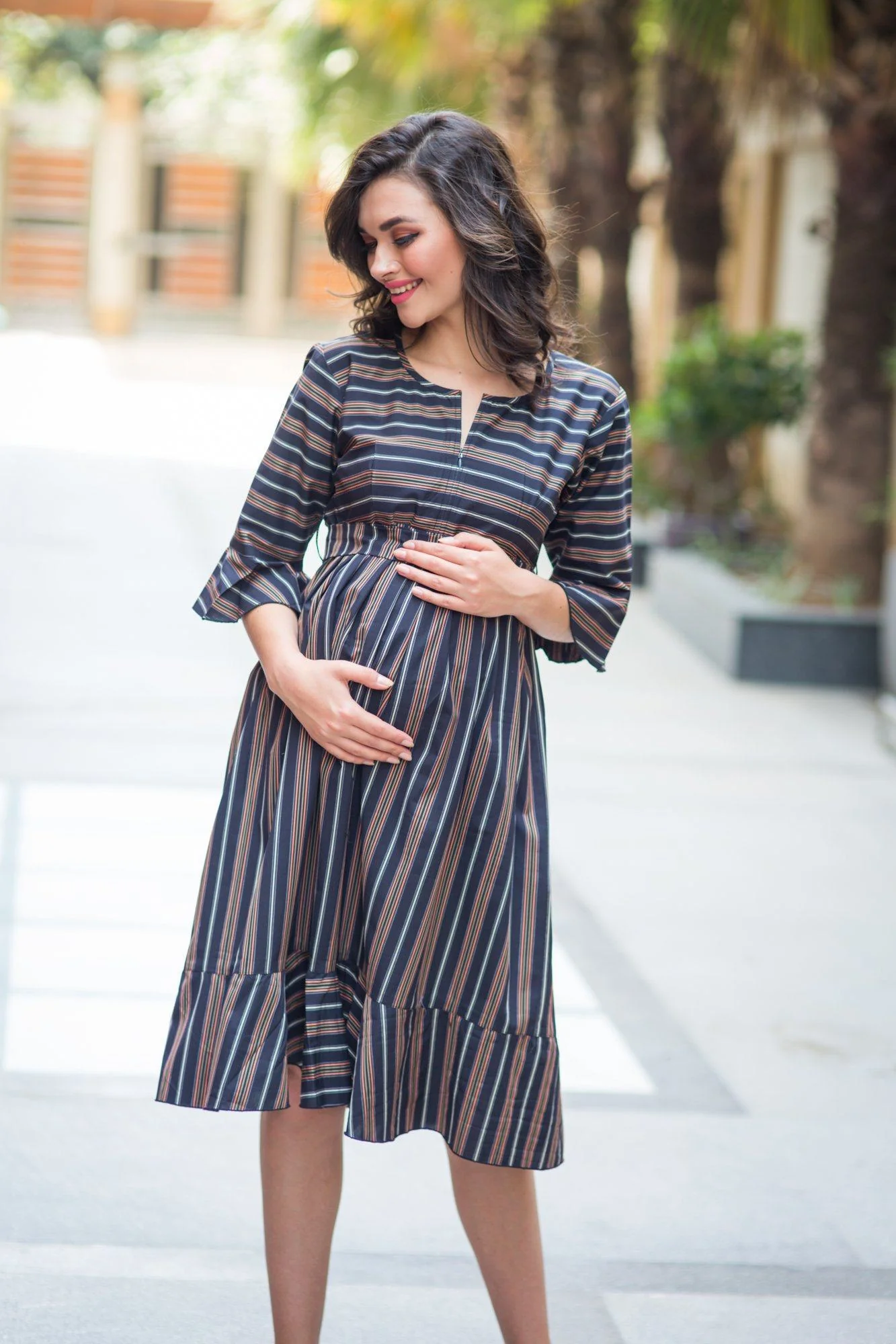 Vogue Striped Maternity & Nursing Dress - Chenance