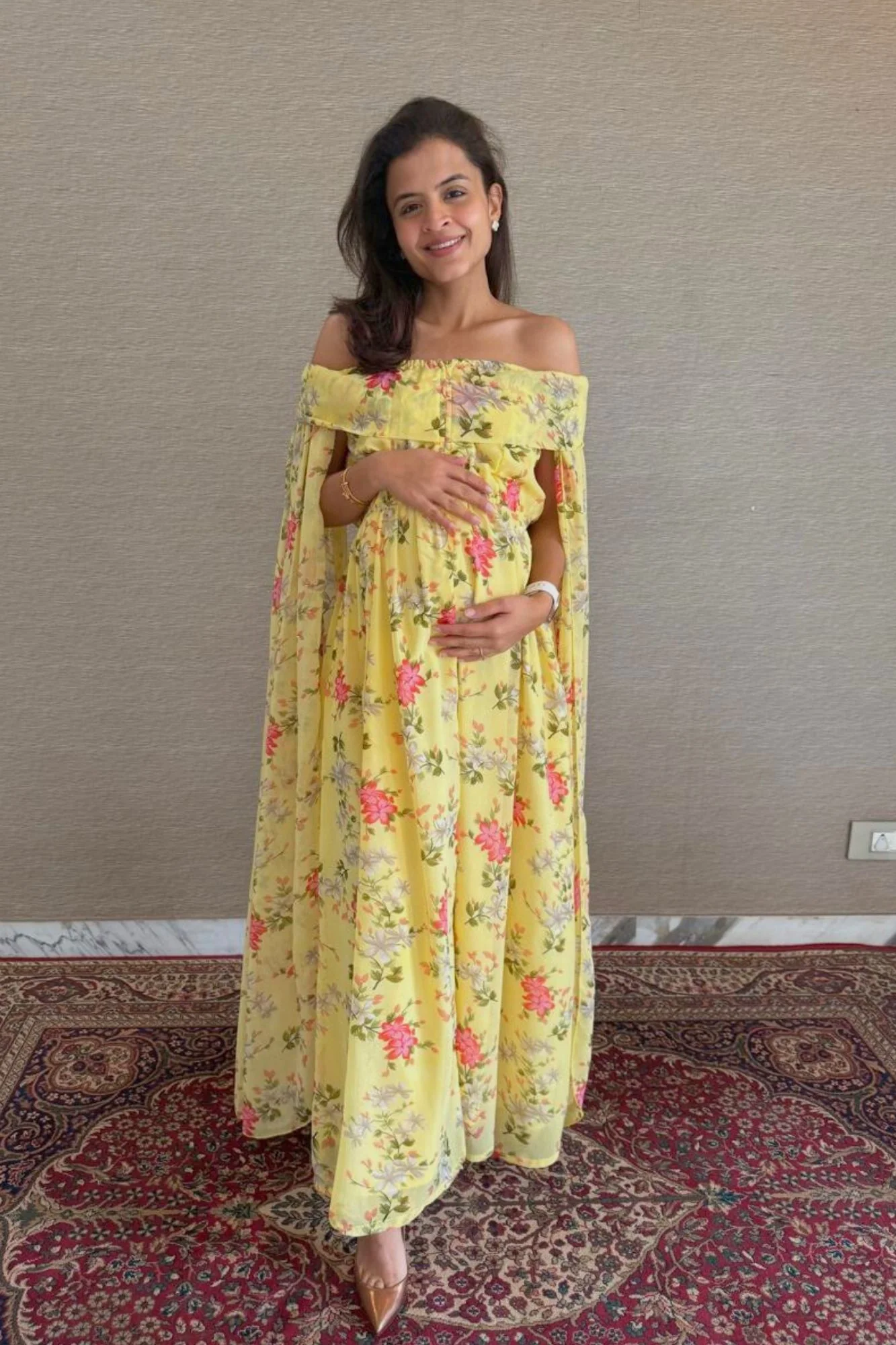 Adorable Yellow Flying Sleeves Maternity & Nursing Dress - Chenance