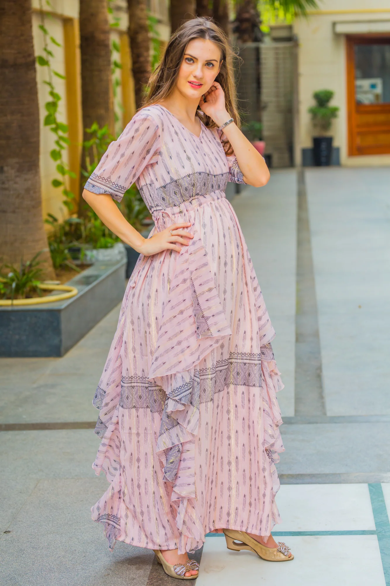 Victoria Flowy Maternity Dress With Sleeves - Chenance